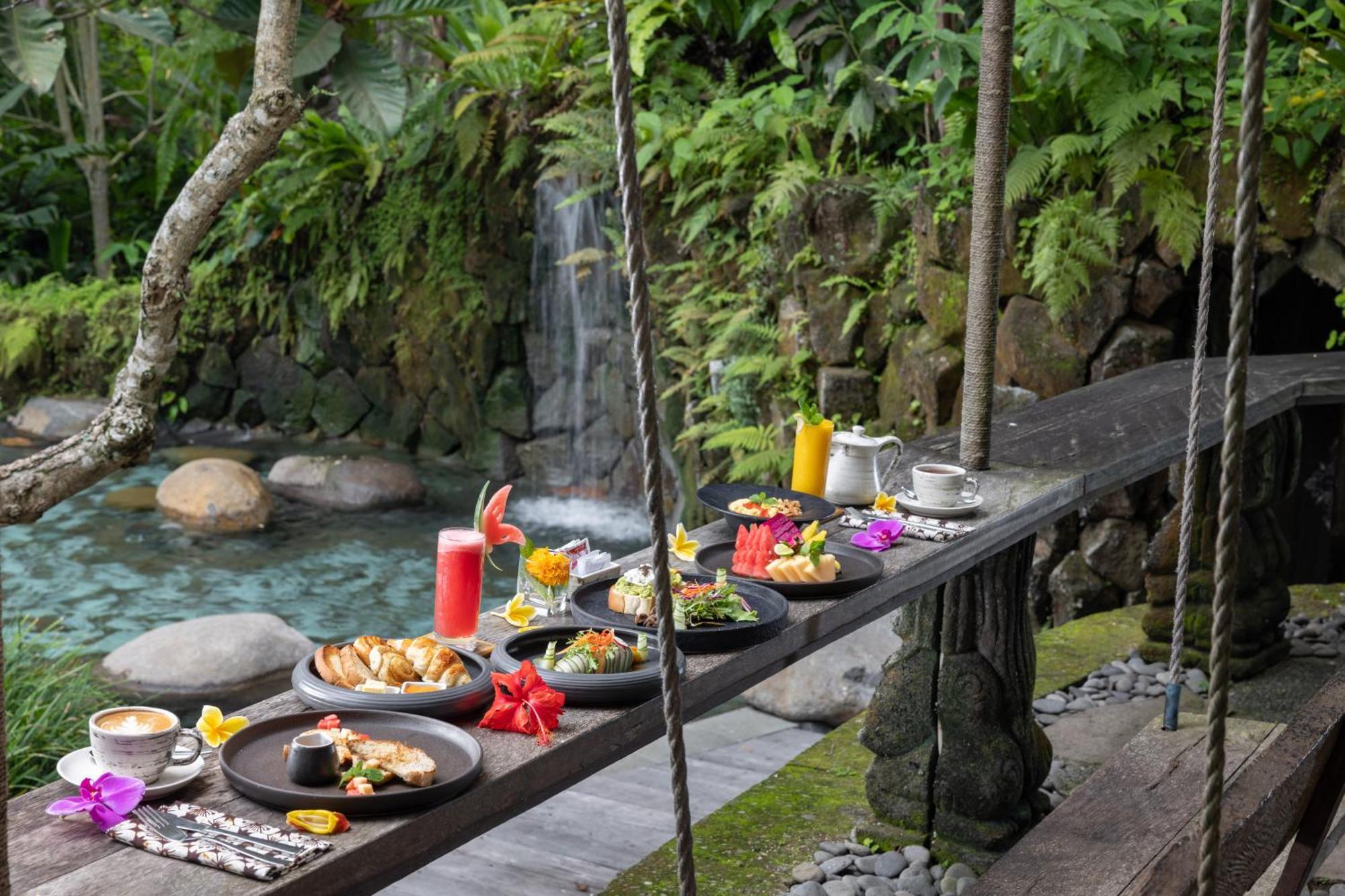 Pramana Giri Kusuma Hotel Пайанган Екстериор снимка