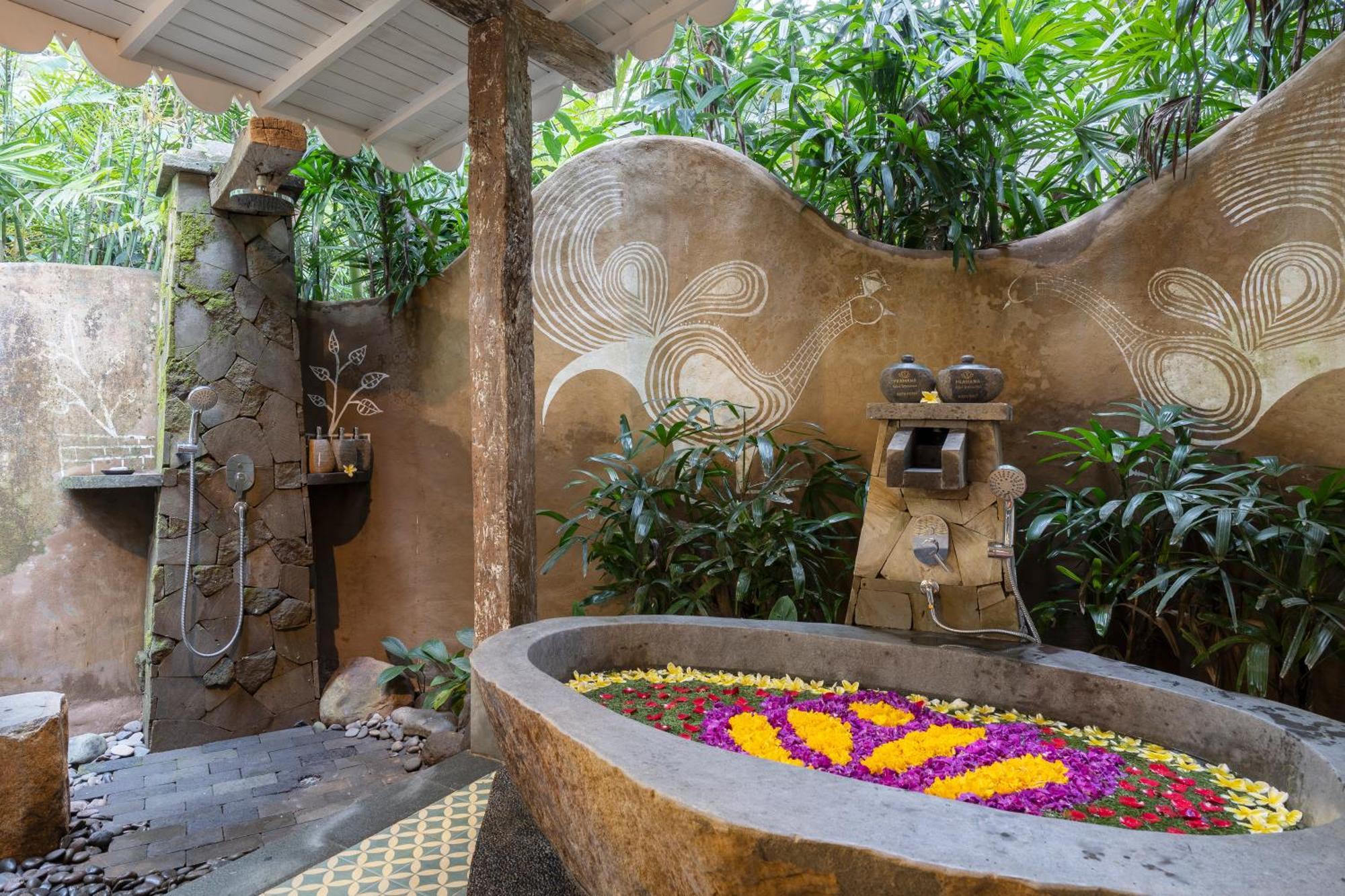 Pramana Giri Kusuma Hotel Пайанган Екстериор снимка